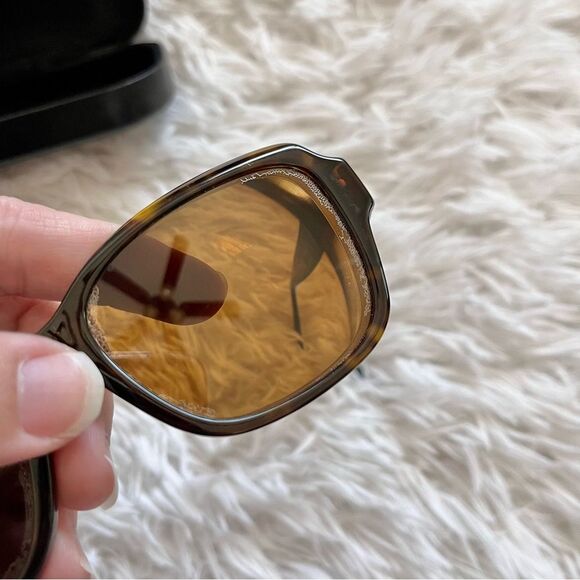 Coach sunglasses and case main image 7